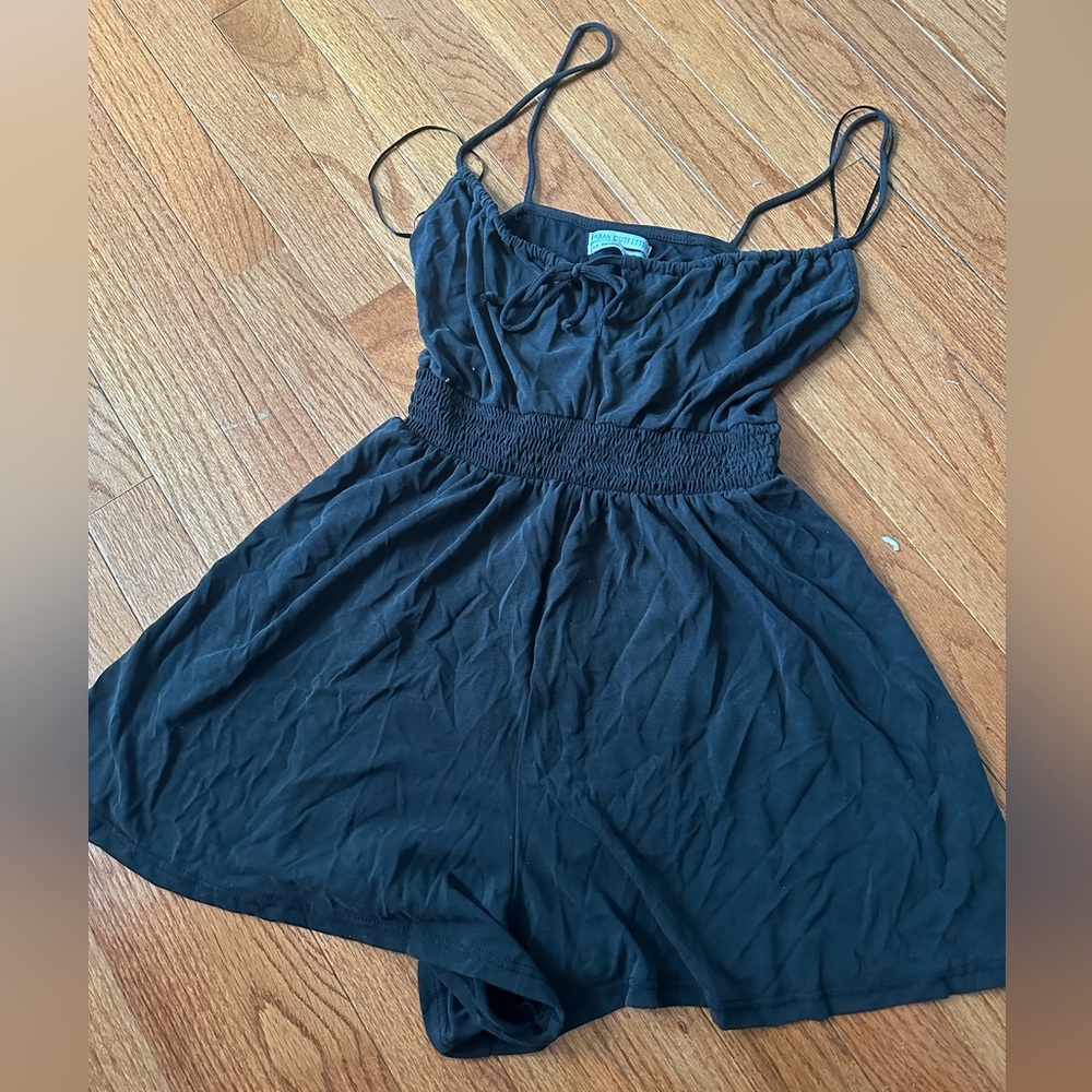 LIKE NEW URBAN OUTFITTERS ROMPER WITH CINCH WAIST